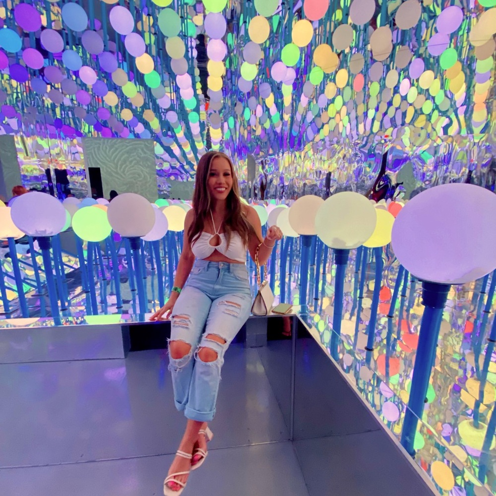 Meet your Posher, Savannah